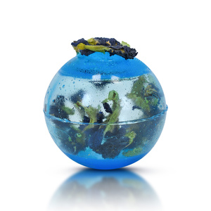 Coffret cadeau : thé, bombes de thé, douceurs et accessoires à thé