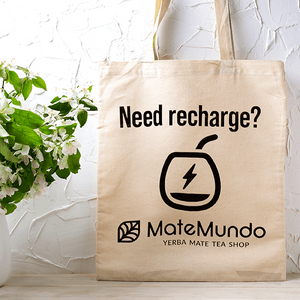 Sac avec le logo MateMundo – « Need recharge ? »
