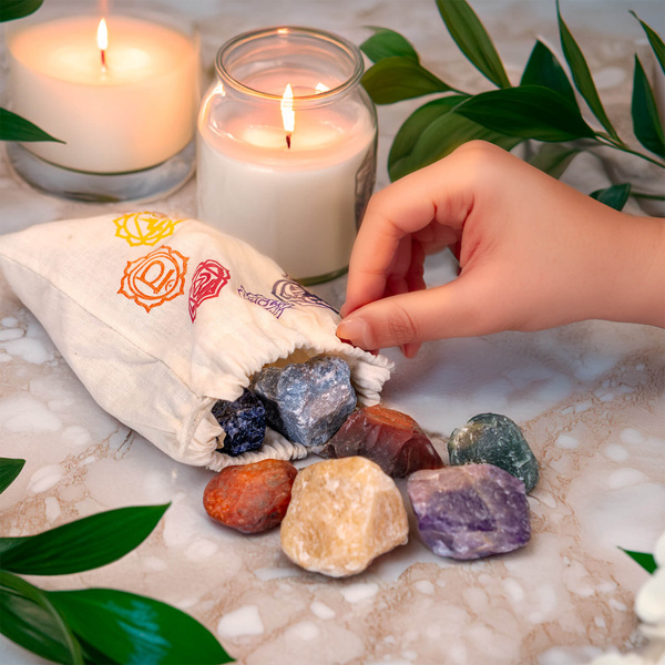 Ensemble de 7 pierres de chakras – pierres brutes 