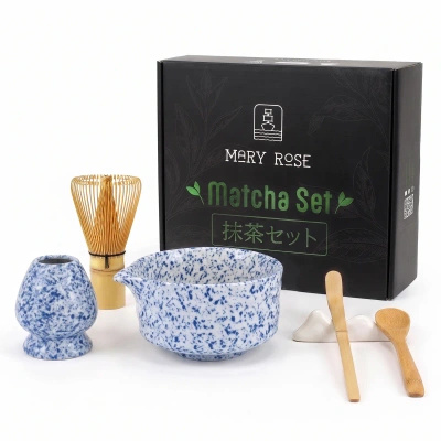 Coffret cadeau : accessoires pour préparer le thé matcha