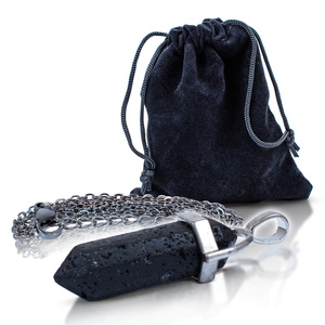 Pendentif en pierre de lave dans un sachet + chaîne