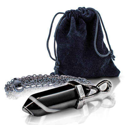Pendentif en agate noire dans un sachet + chaîne