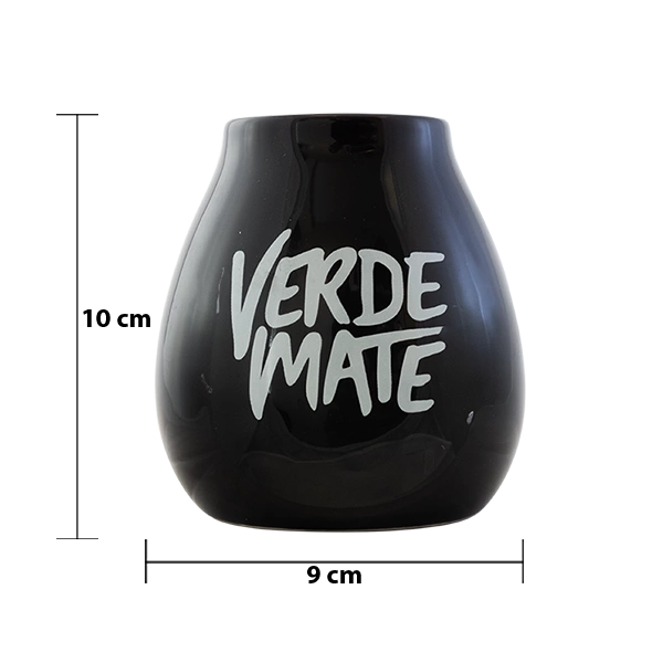 Dimensions de la calebasse à maté en céramique Verde Mate : hauteur 10 cm, diamètre 9 cm